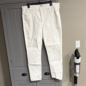 Crown & Ivy Women's Skinny Jeans - White